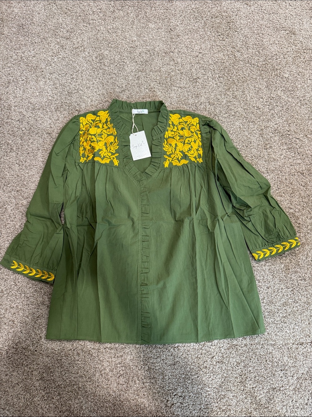 NWT Sage Vell Women’s Medium Olive Green V-Neck Blouse with Yellow Embroidery